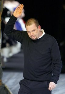 Britain-Obit-McQueen