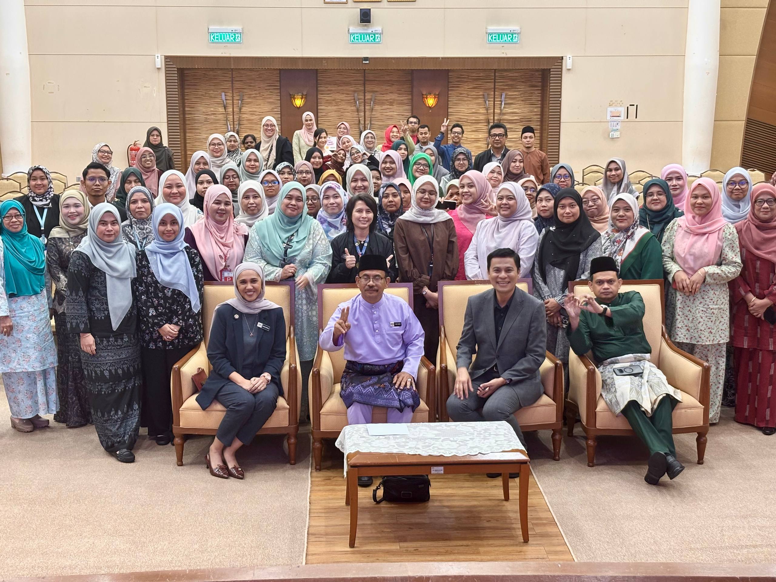 photo_6150000758645001599_w